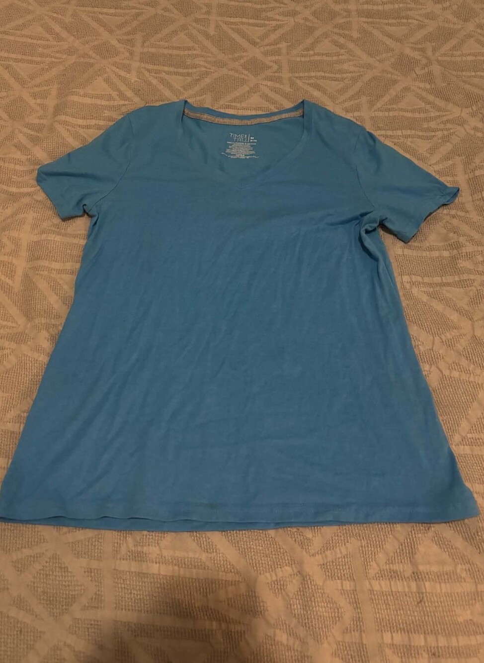 Time and Tru Short Sleeve Shirt, Size Women’s Medium Great Condition